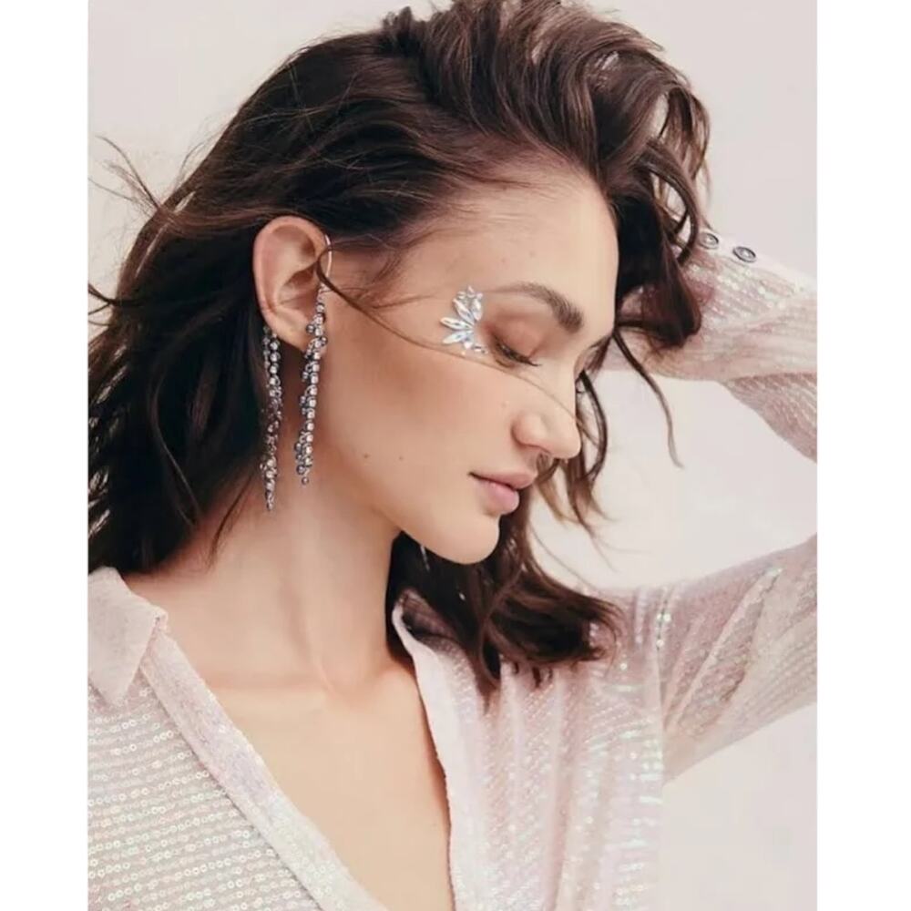 Free People Judy Pearl Ear Chain NWT Rhinestones & Pearls Ear Cuff Ear Party